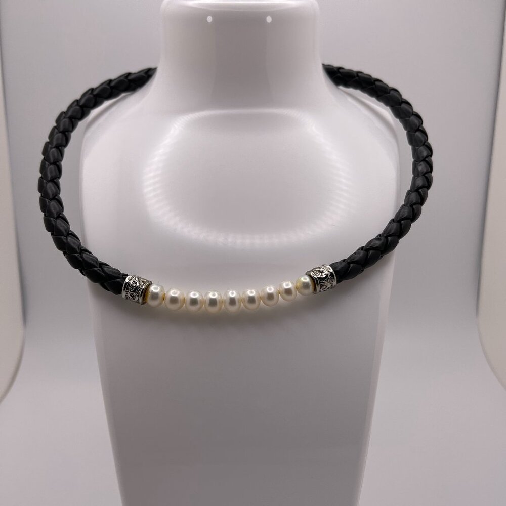 Pearl Black Corded Chocker